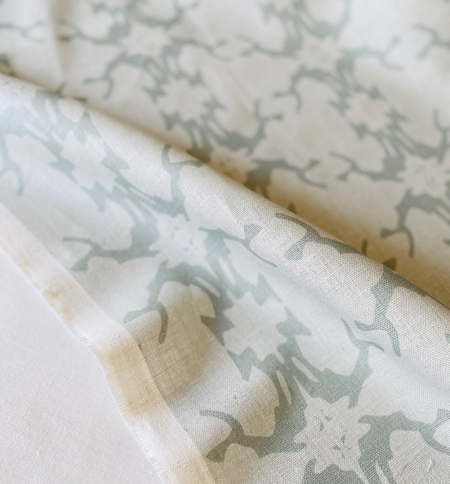 VERTEBRAE Pillow | Mineral