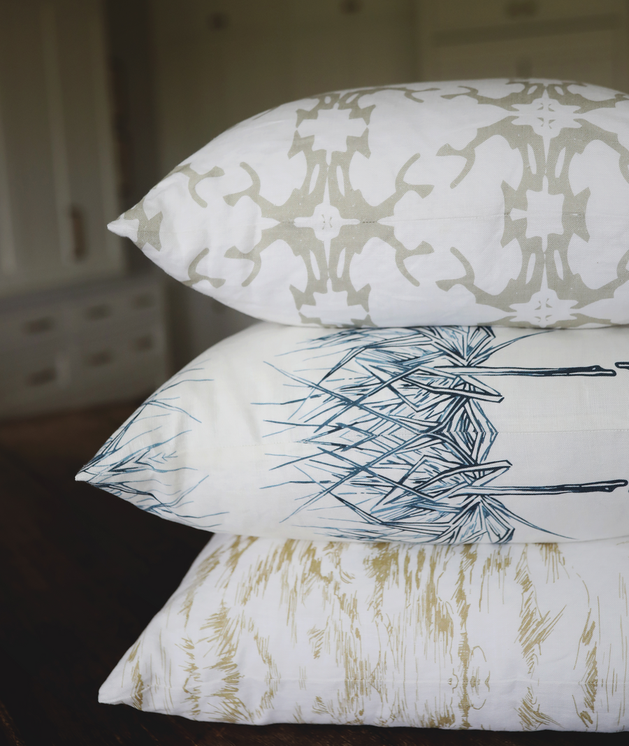 VERTEBRAE Pillow | Sand